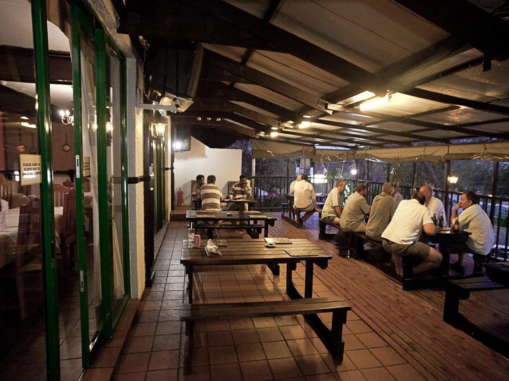 Diggers Inn Francistown Exterior photo